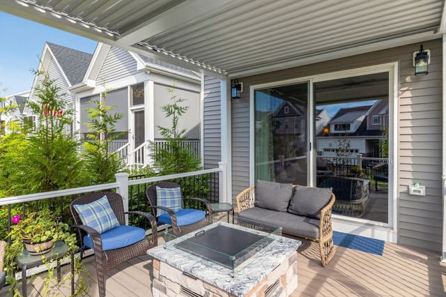 27 Owls Nest, Plymouth, MA 02360
