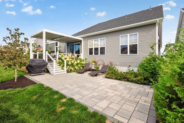 27 Owls Nest, Plymouth, MA 02360