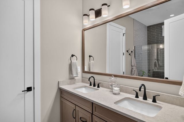 27 Owls Nest, Plymouth, MA 02360