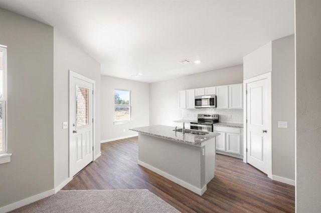 5261 Grassland Drive, Guthrie, OK 73044