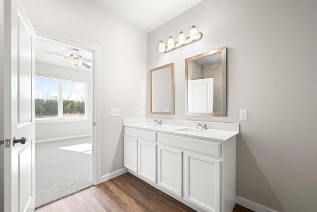 5261 Grassland Drive, Guthrie, OK 73044