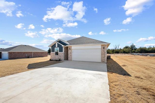 5261 Grassland Drive, Guthrie, OK 73044