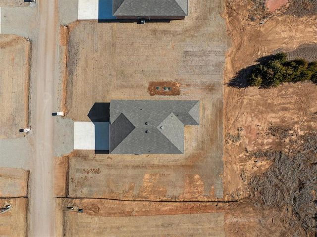 5261 Grassland Drive, Guthrie, OK 73044