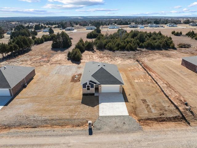 5261 Grassland Drive, Guthrie, OK 73044