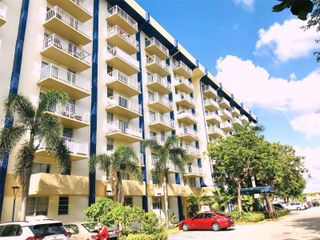 801 NW 47th Ave 614W, Miami, FL 33126