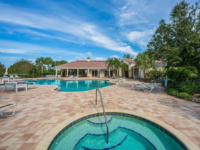 14325 STIRLING DRIVE, Lakewood Ranch, FL 34202