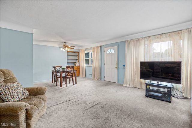 10910 Windham Road, Parma, OH 44130