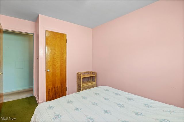 10910 Windham Road, Parma, OH 44130