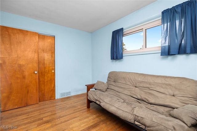 10910 Windham Road, Parma, OH 44130