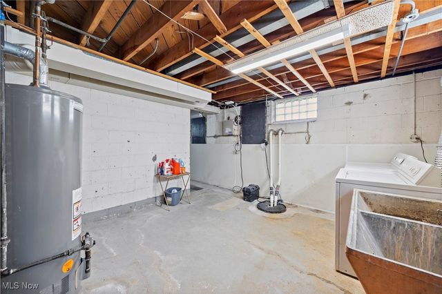 10910 Windham Road, Parma, OH 44130