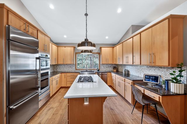 13906 E 39th Ln, Veradale, WA 99037