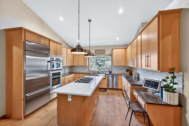 13906 E 39th Ln, Veradale, WA 99037