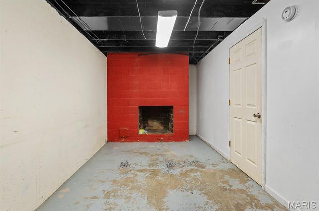 4715 S State Route 159, Glen Carbon, IL 62034