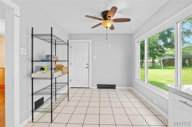 4715 S State Route 159, Glen Carbon, IL 62034