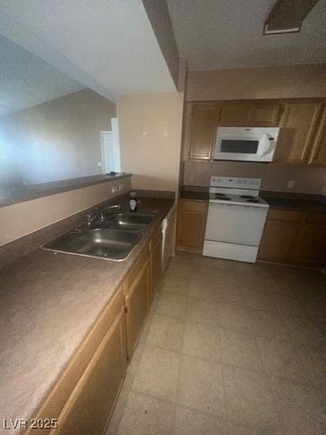 45 Maleena Mesa Street 1221, Henderson, NV 89074