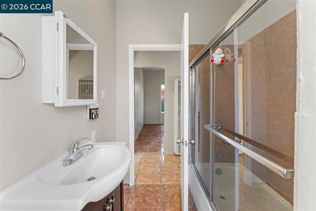 747 9Th St, Richmond, CA 94801