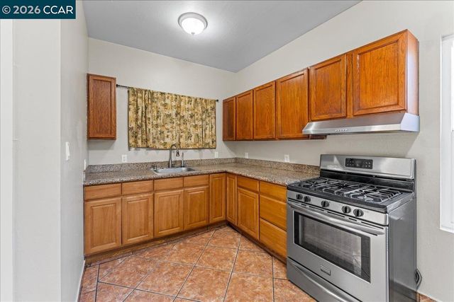 747 9Th St, Richmond, CA 94801