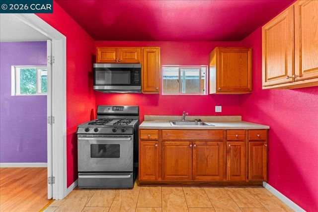 747 9Th St, Richmond, CA 94801