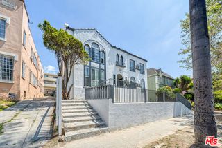 132 S Kenmore Avenue, Los Angeles, CA 90004