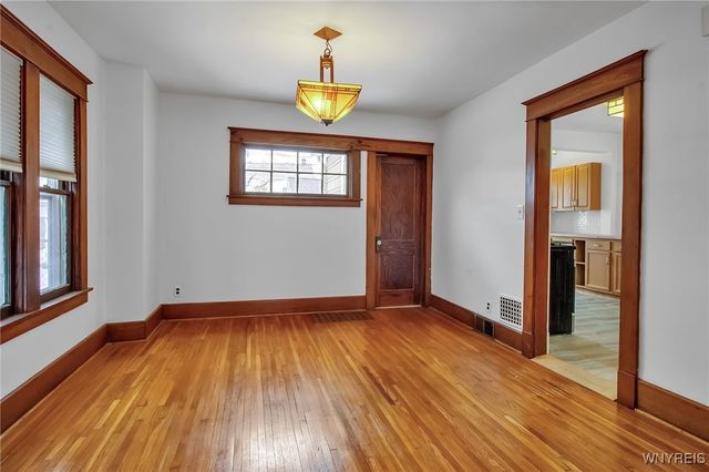 60 Euclid Avenue, Tonawanda, NY 14217