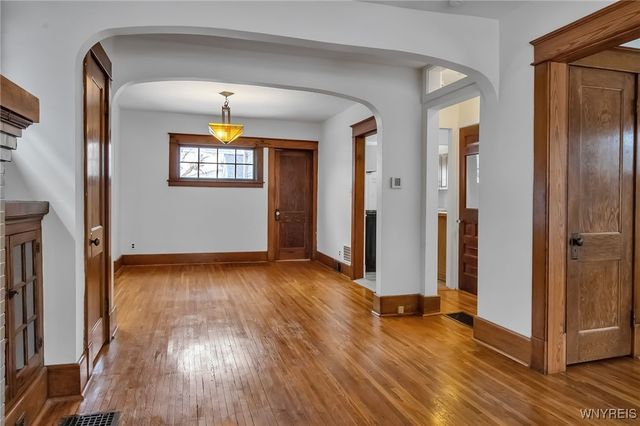 60 Euclid Avenue, Tonawanda, NY 14217