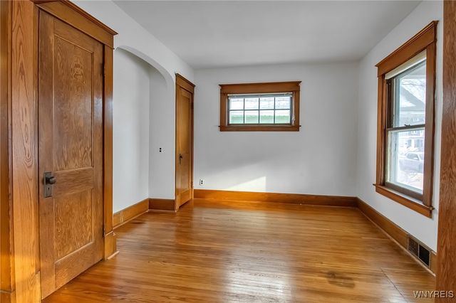 60 Euclid Avenue, Tonawanda, NY 14217