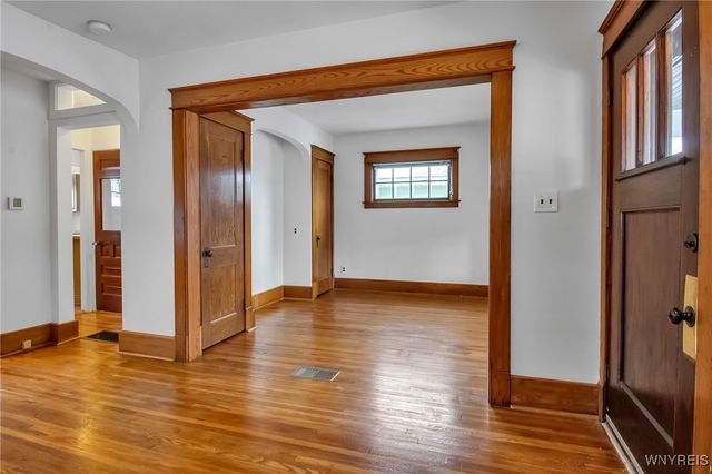 60 Euclid Avenue, Tonawanda, NY 14217