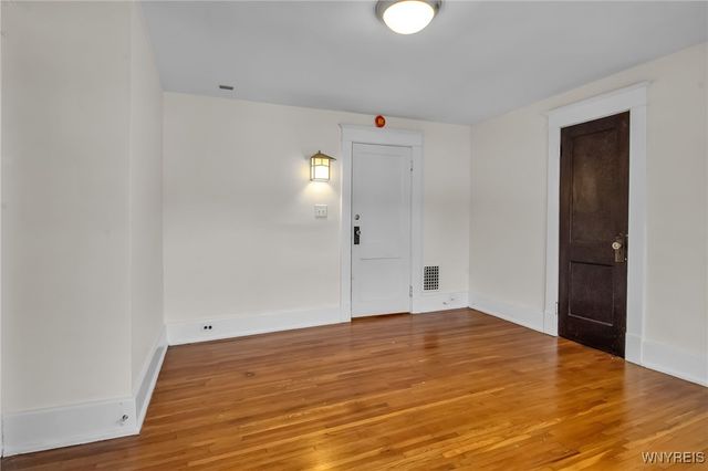 60 Euclid Avenue, Tonawanda, NY 14217