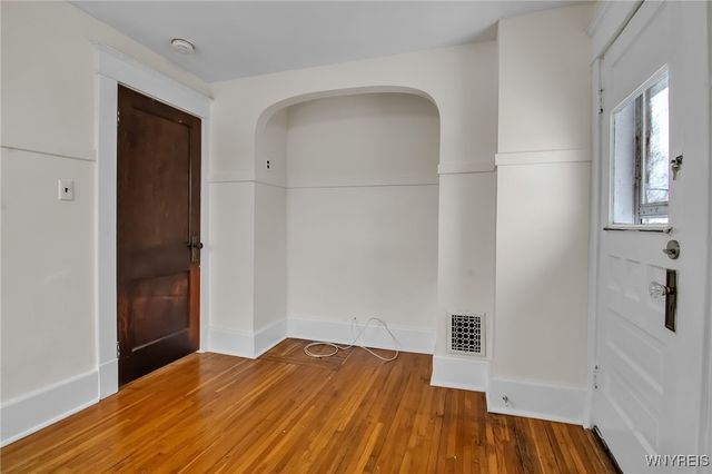 60 Euclid Avenue, Tonawanda, NY 14217