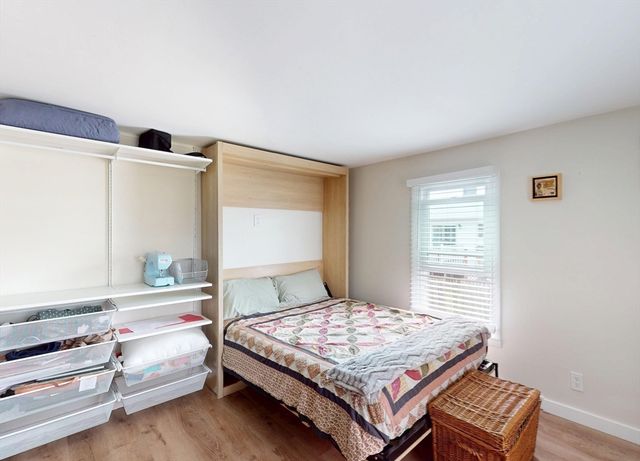 89 Homer Ave, Chicopee, MA 01020