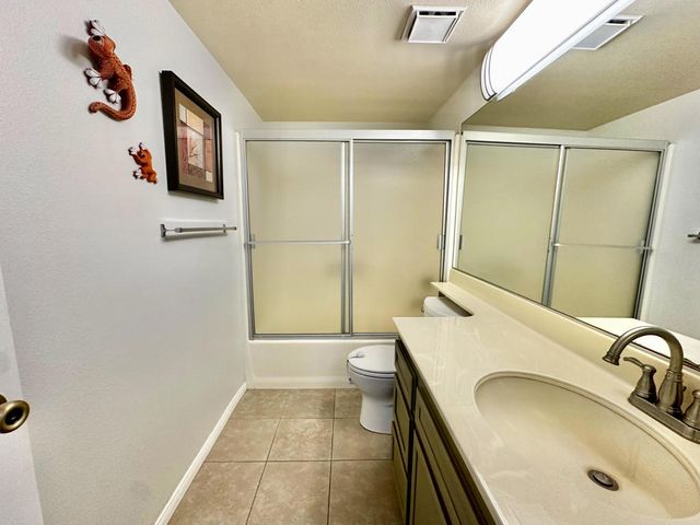 1679 Sunflower Court N, Palm Springs, CA 92262