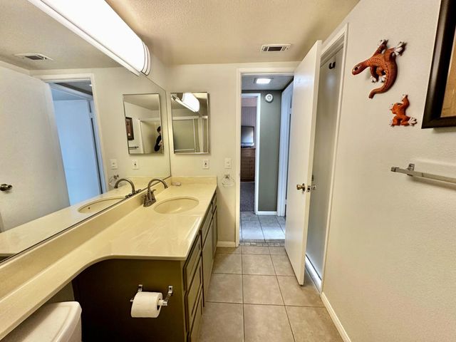 1679 Sunflower Court N, Palm Springs, CA 92262