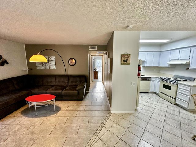 1679 Sunflower Court N, Palm Springs, CA 92262