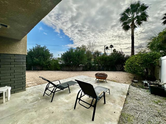1679 Sunflower Court N, Palm Springs, CA 92262