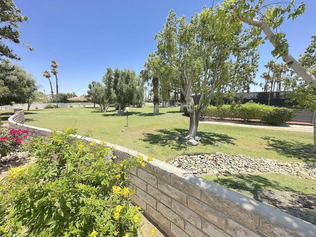 1679 Sunflower Court N, Palm Springs, CA 92262