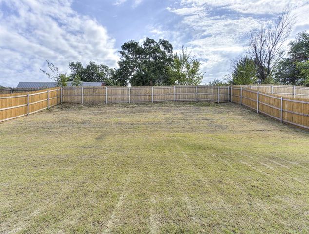 3856 Ada Avenue, Harrah, OK 73045