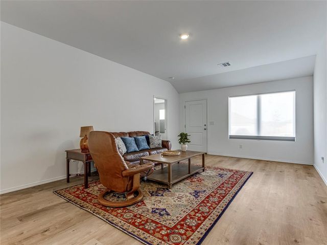 3856 Ada Avenue, Harrah, OK 73045