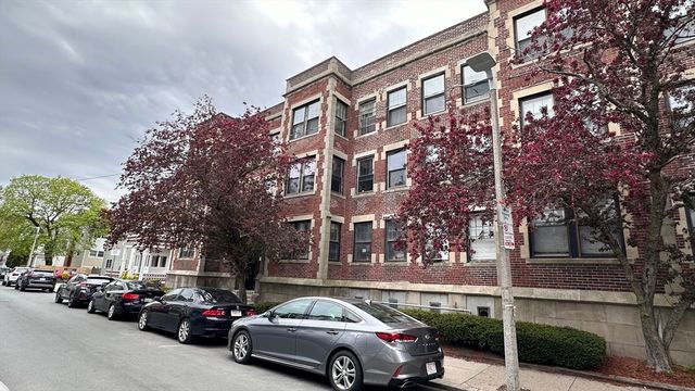 40 Chester St 1, Boston, MA 02134