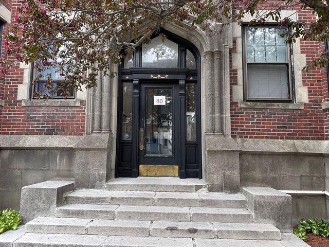 40 Chester St 1, Boston, MA 02134