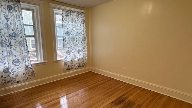 40 Chester St 1, Boston, MA 02134