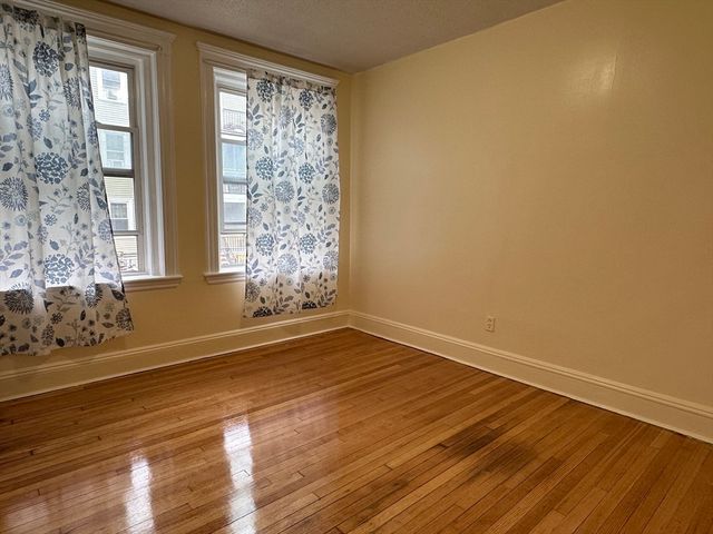 40 Chester St 1, Boston, MA 02134
