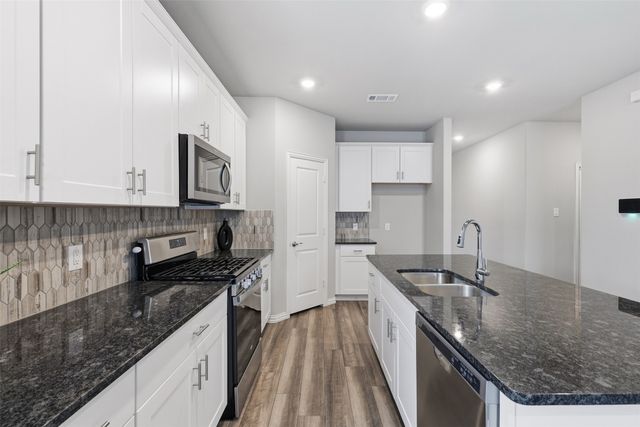5725 Castle Peak Bend, Fort Worth, TX 76126