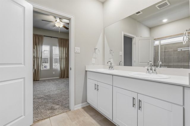 5725 Castle Peak Bend, Fort Worth, TX 76126