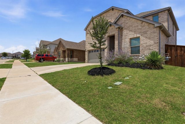 5725 Castle Peak Bend, Fort Worth, TX 76126