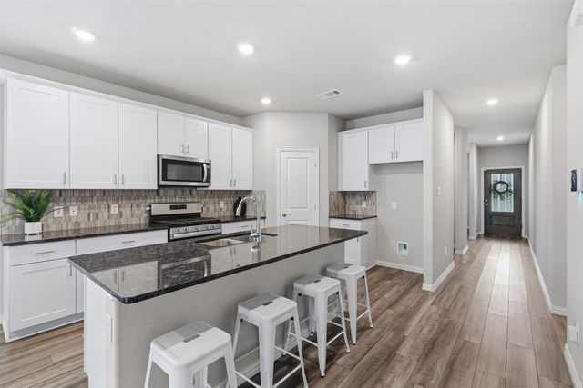 5725 Castle Peak Bend, Fort Worth, TX 76126