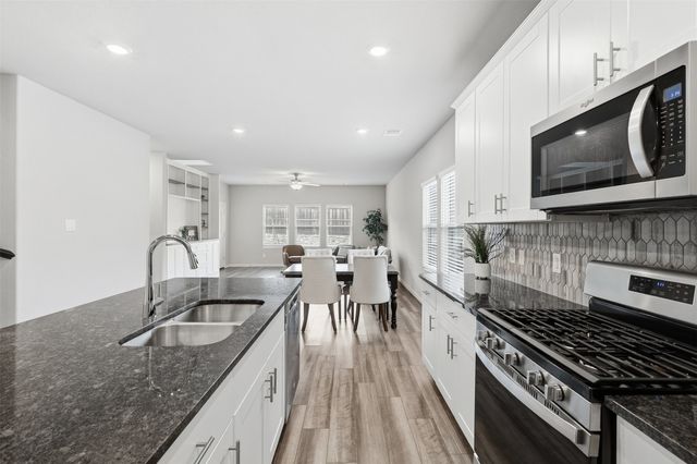 5725 Castle Peak Bend, Fort Worth, TX 76126