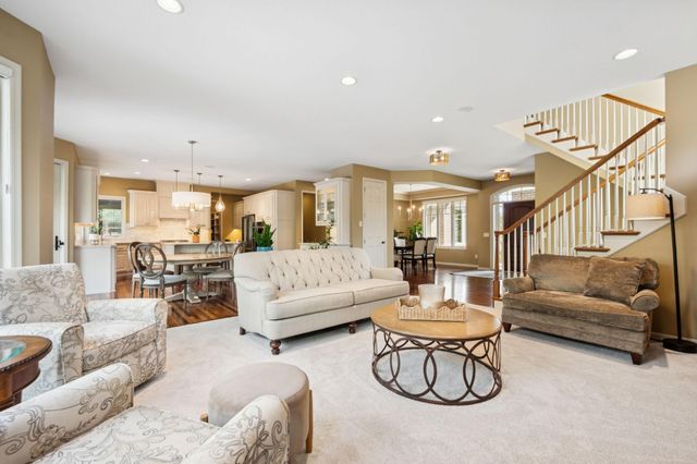 11356 Entrevaux Drive, Eden Prairie, MN 55347