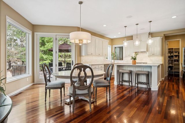 11356 Entrevaux Drive, Eden Prairie, MN 55347