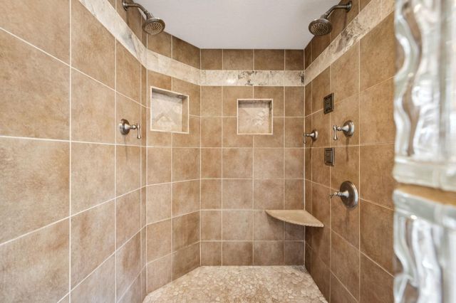 11356 Entrevaux Drive, Eden Prairie, MN 55347
