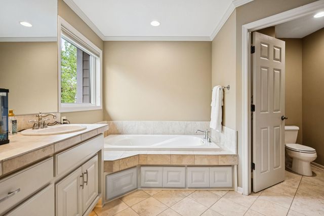 11356 Entrevaux Drive, Eden Prairie, MN 55347